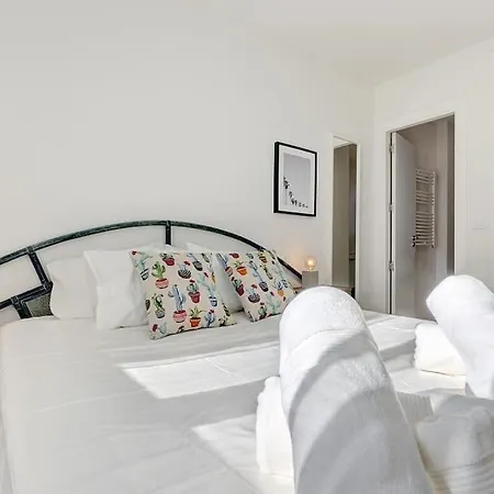 شقة Lovely 2 Bedroom 400m From Port إِستيبونا